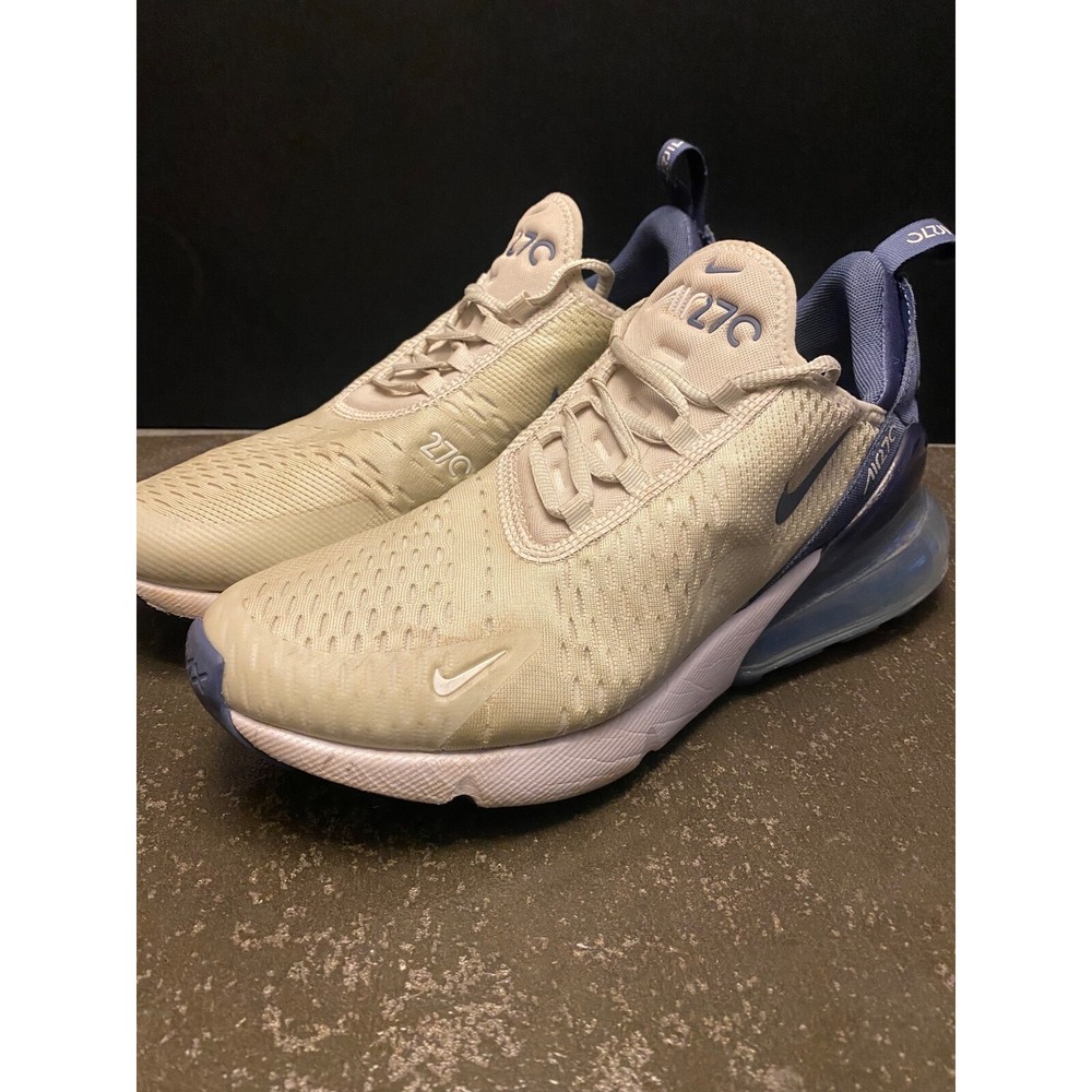 Nike Air Max 270 Womens Fashion Trainers Shoes,Size 9.5 US